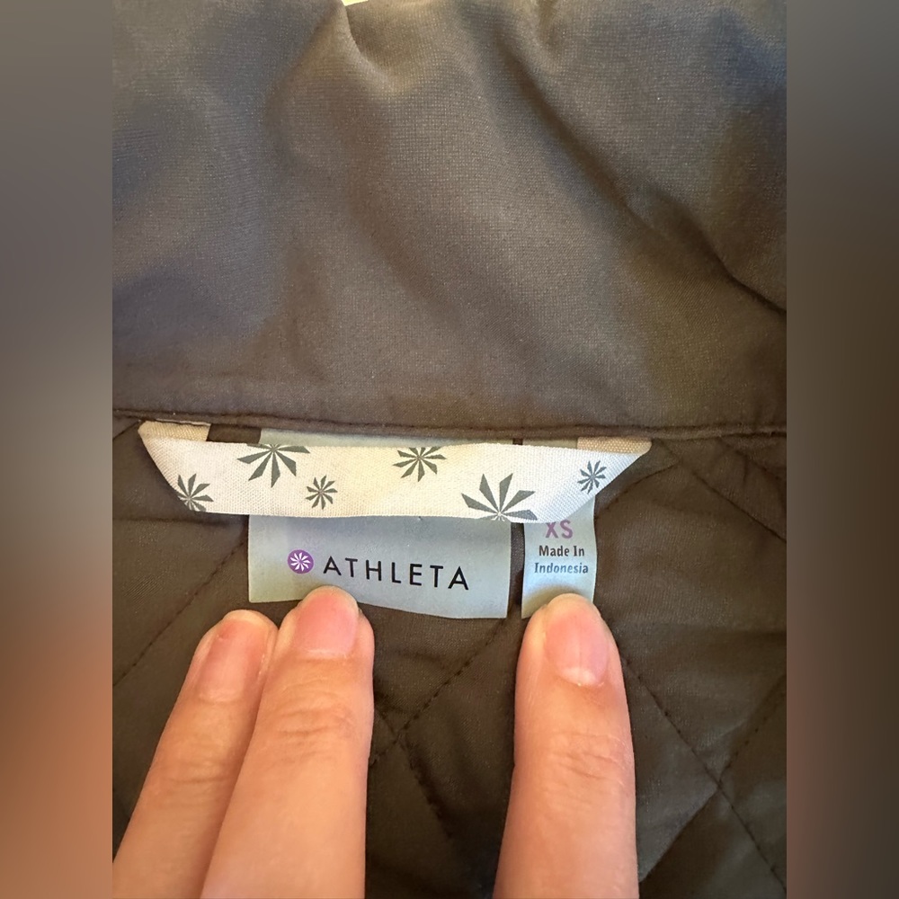 Athleta Quilted Fall Jacket - Picture 8 of 12